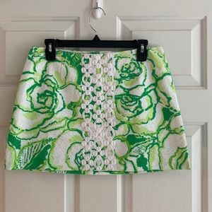 Lilly Pulitzer skirt size 6 New with tags.